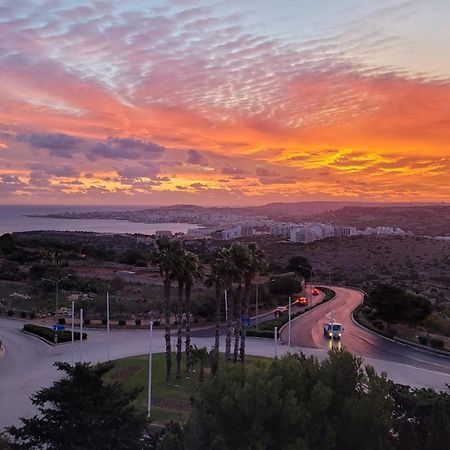 Mellieha Apartment With A View Bagian luar foto